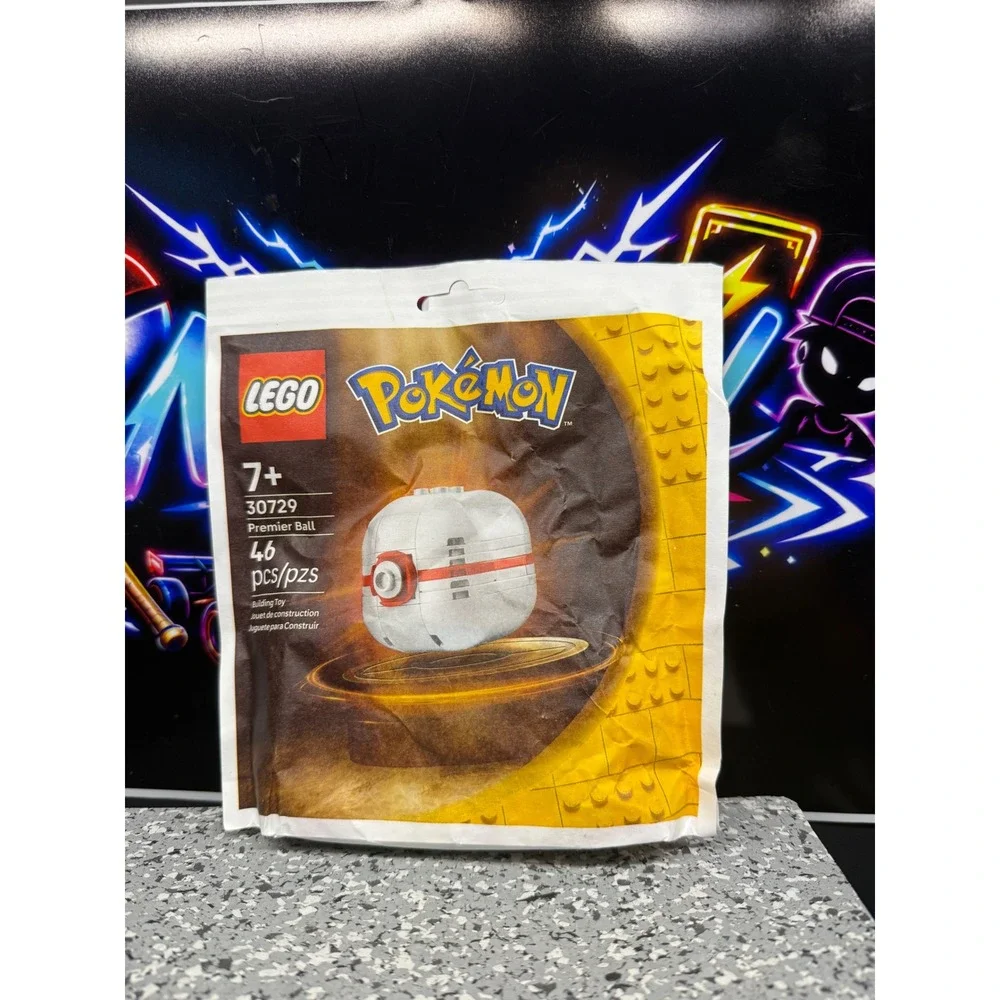LEGO Pokemon Premier Ball 30729 Polybag Building Toy Set 46 Pieces 7+ New